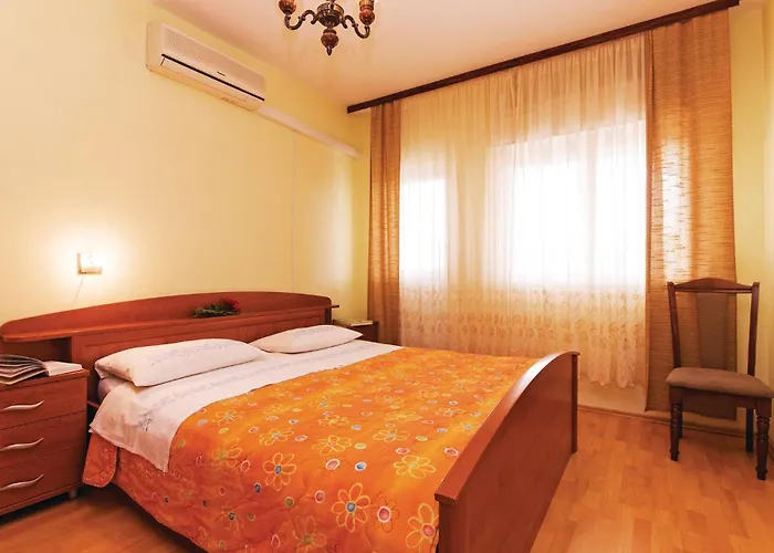 Apartman Cozy In With Wifi